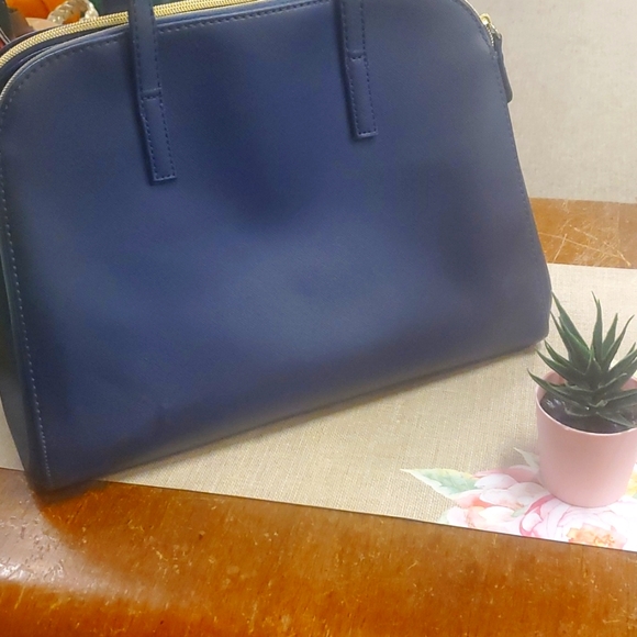 Kenneth Cole Reaction Satchel Purse - Picture 2 of 6